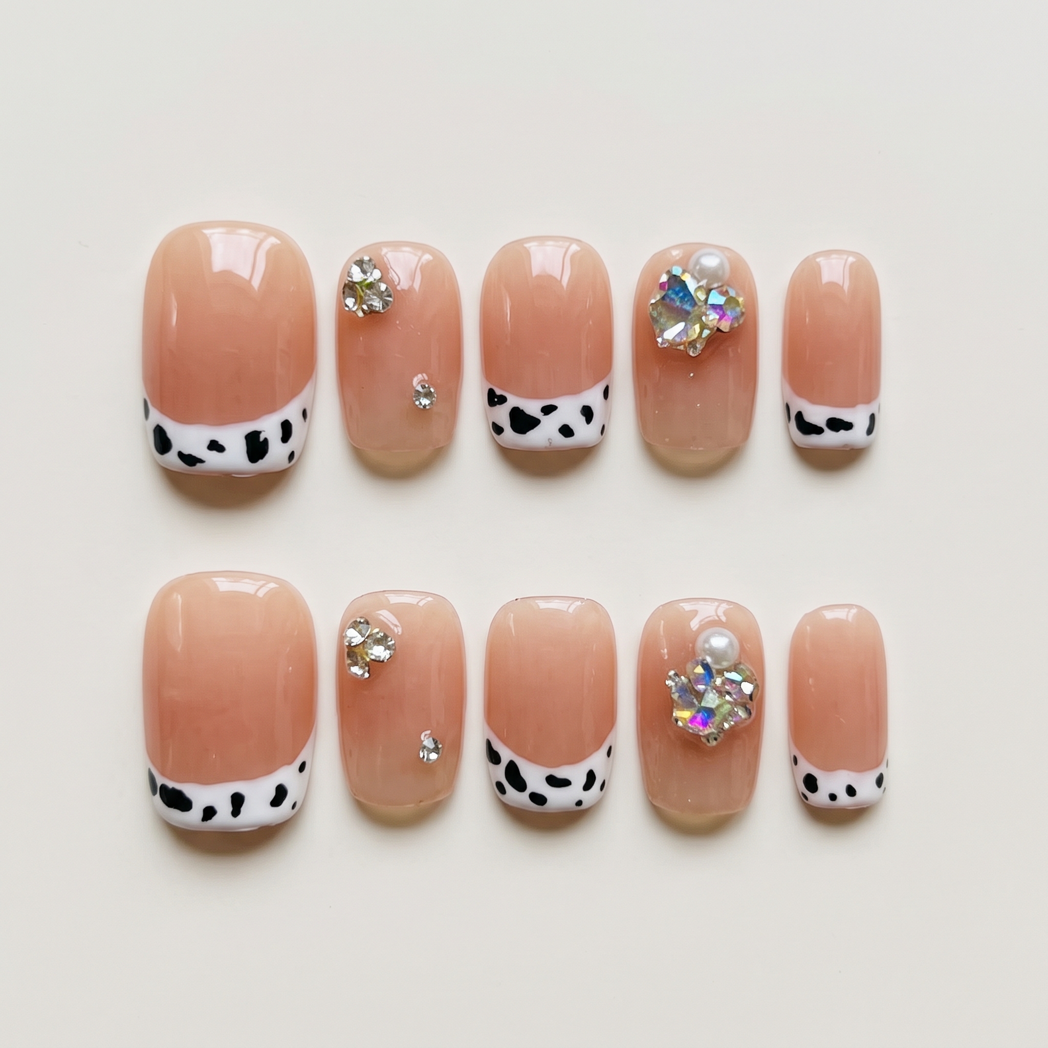 Spotted Elegance - Tenth Touch